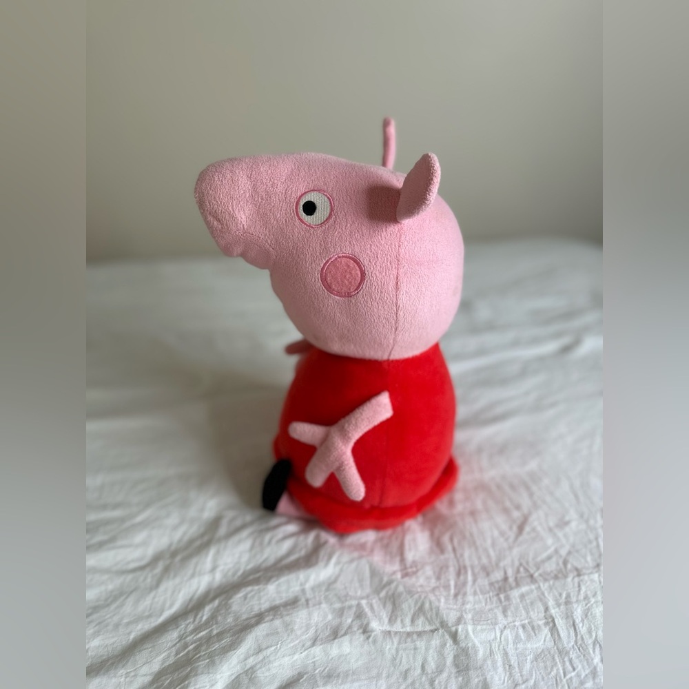 Peppa Pig plush - Picture 2 of 9